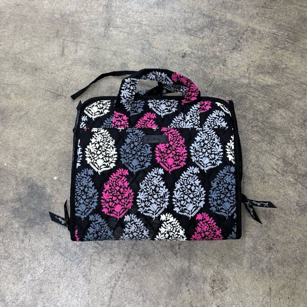 Vera Bradley Northern Lights Quilted Hanging Toiletry Cosmetic Case